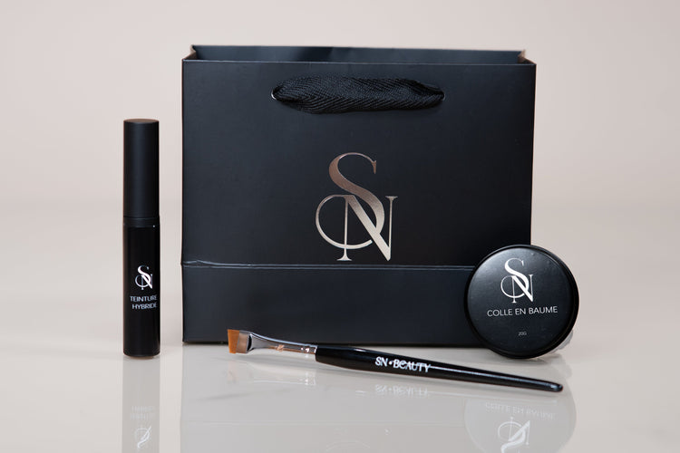 Brow & Lash Artist